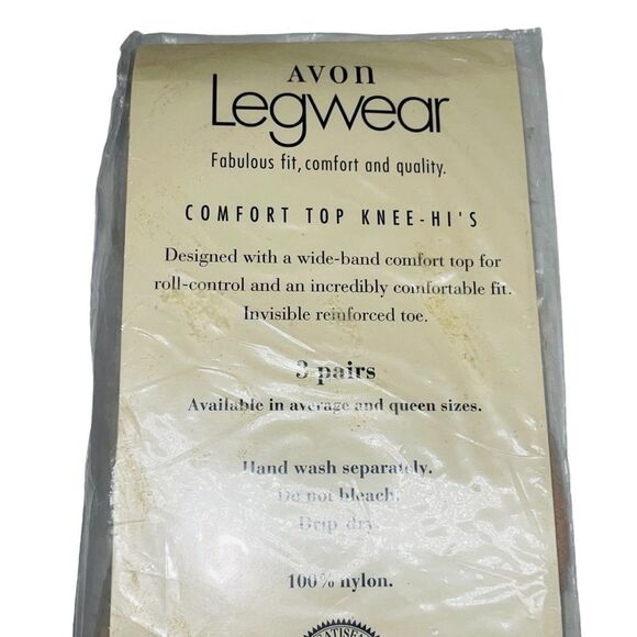 10/$25🦋 NIP Vintage Avon Legwear Ivory Comfort Top Knee Hi's 3-Pack - Queen - Picture 4 of 7